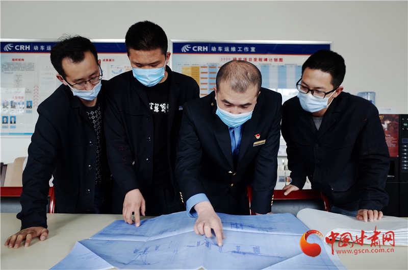 用奮斗的青春護航高鐵——記全國鐵路勞動模范、蘭西動車運用所副所長張學東