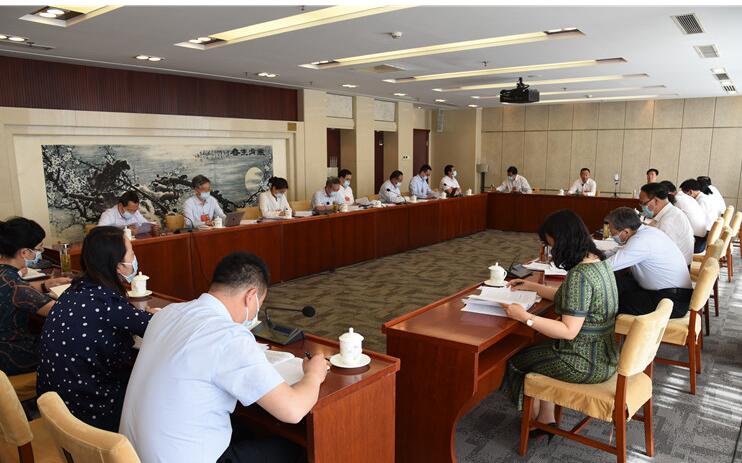 【兩會快訊】甘肅代表團分組審議全國人大常委會工作報告，唐仁健參加第二小組會議并發(fā)言