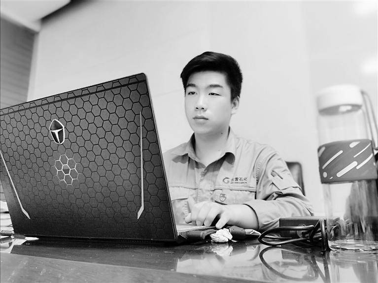 總書記的話兒記心間丨還沒(méi)畢業(yè)，工作就落實(shí)了!
