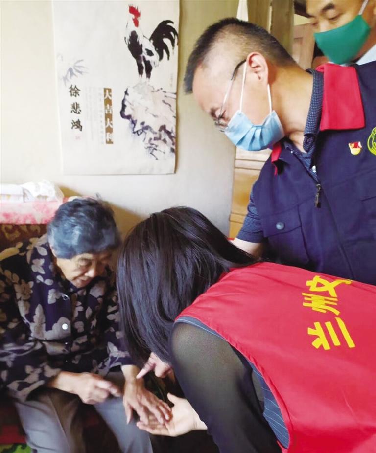 在公益志愿服務(wù)中踐行初心使命——記中國好人、城關(guān)區(qū)一方公益慈善協(xié)會黨支部書記高平
