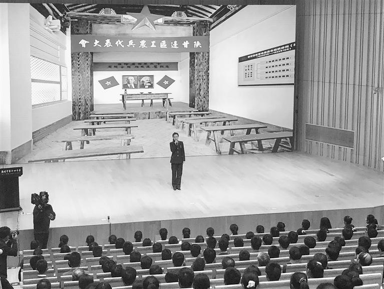 蘭州市開展“學(xué)黨史、頌黨恩、跟黨走”紅色文化進(jìn)校園活動