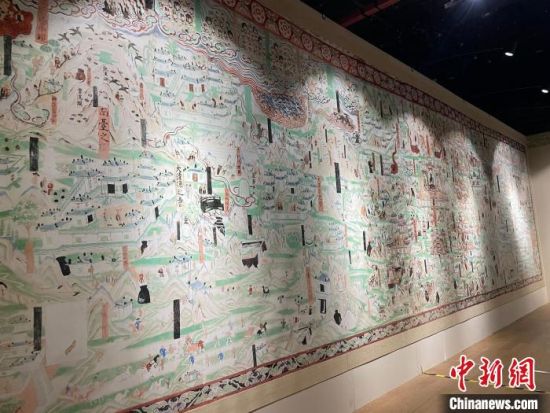 圖為展覽現(xiàn)場?！〗瓧顭?攝