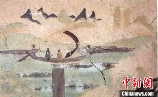 “一人搖櫓晃扁舟，兩人撐篙水上漂。”圖為莫高窟第323窟《搖櫓帆船》（初唐）?！《鼗脱芯吭汗﹫D