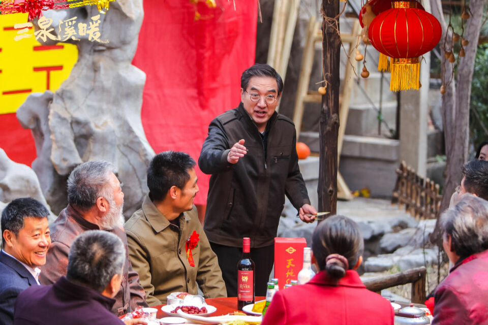還原鄉(xiāng)味，留住鄉(xiāng)愁，《三泉溪暖》定檔央一
