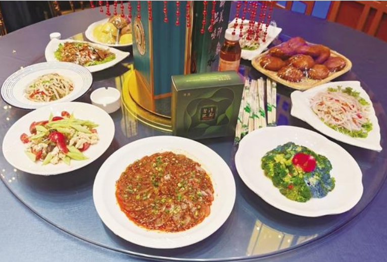 蘭州人年夜飯吃出新風尚